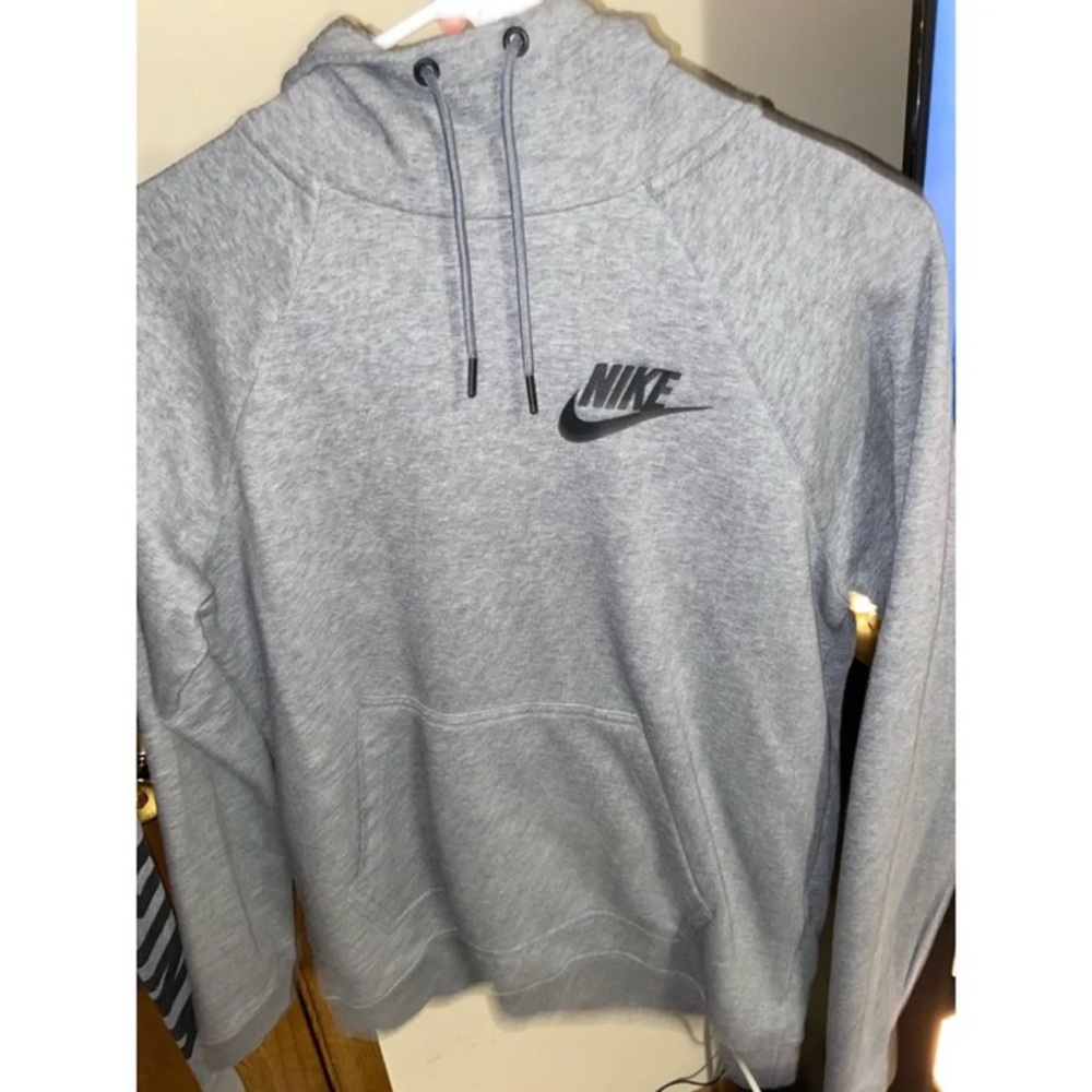 Nike Pullover